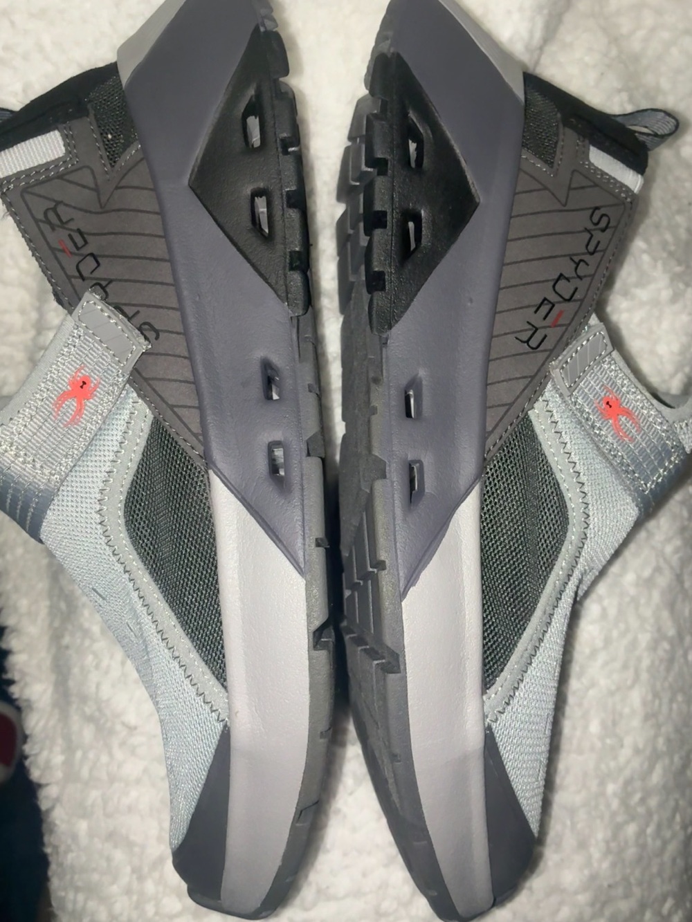 New Spyder Men's Rafter Athletic Sneakers. Size 12.